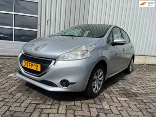 Peugeot 208 1.2 VTi Active - Koppeling defect - Motorlamp - Schade