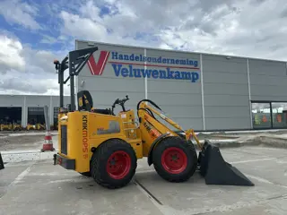 Knikmops 130 | Bouwjaar 2020 | 3290 uur (bj 2019)