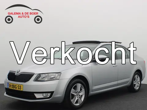 Skoda Octavia 1.2 TSI Greentech Ambition 1STE EIG / PANORAMADAK / TREKHAAK / AIRCO / PDC / BLUETOOTH