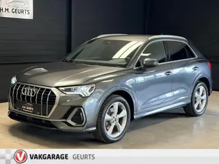 Audi Q3 4.5 TFSIe S line | 1e Eigenaar | Matrix LED | Camera | Adaptive Cruise