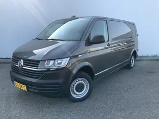 Volkswagen Transporter 2.0 TDI L2H1 28 Economy Business Airco Cruise 3 Zits Trekhaak 2200 kg Euro 6
