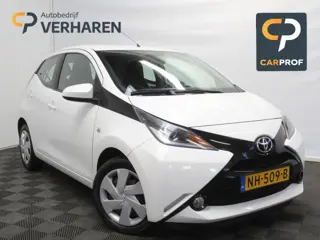 Toyota Aygo 1.0 VVT-i x-play NAVI | AIRCO | CAMERA | ELRM | CV | LED | ISOFIX
