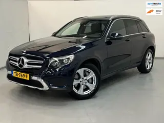 Mercedes-Benz GLC-klasse 250 / Pano / Trekhaak / Stoelverwarming
