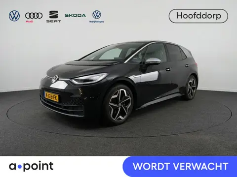 Volkswagen ID.3 First Plus 58 kWh 204 pk | SOH 91,29% | Navigatie | Trekhaak (afneembaar) | Parkeers