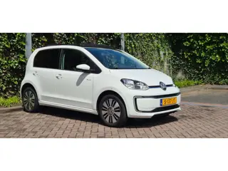 Volkswagen E-Up! Pano | Cam | Stoelverwarming | Cruise