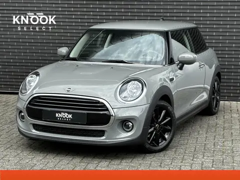MINI Hatchback Cooper 3 deurs / Airconditioning / Bluetooth / Elektrisch Pakket / DAB / 16 Inch / Ch