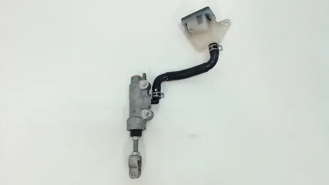 REMPOMP ACHTER Suzuki GSR 600 2006 - 2009