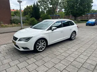 Seat Leon ST 1.6 TDI Ecomotive Lease Sport Cruise Alcantara Snow White