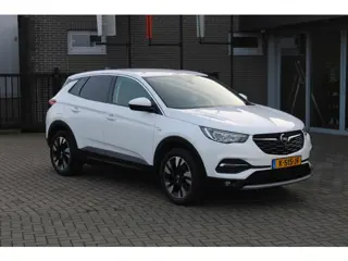 Opel Grandland X 1.2 Turbo Innovation Led/Trekhaak/Automaat