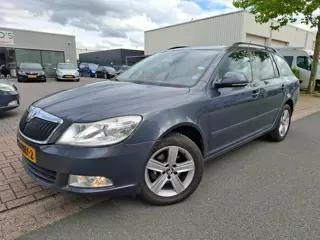 Skoda Octavia Combi 1.2 TSI Ambition CLIMA/CRUISE/NAVI/TREKHAAK!