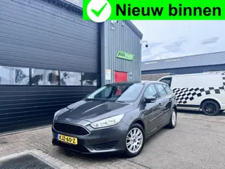 Ford FOCUS Wagon 1.0 Lease ed. Trekh|Stuur+stoelverw|Airco|Carkit