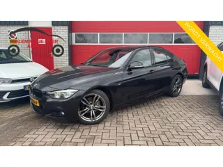 BMW 3-serie 318i M Sport Edition M-PAKKET / BLACK OPTIC / FULL LED / LEDER / STOELVERW / GR NAVI / C