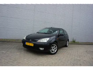Ford Focus 1.6-16V Collection Airco / Elektr. ramen / Trekhaak / Lm velgen / NAP / APK t/m 01-2027