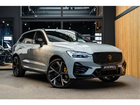 Volvo XC60 T6 AWD Heico Pano 2.0 T6 Plug-in hybrid AWD Plus Black Edition Heico