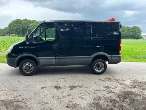 Iveco Daily 35C18V 300 H2 VERSNELINGSBAK HOORBAAR