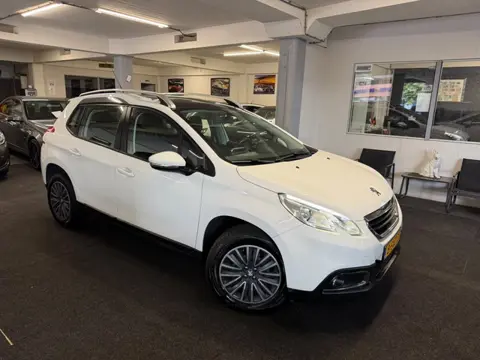 Peugeot 2008 1.2 VTi *NAP*PANO*NAVI*nette auto* (bj 2014)