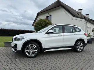 BMW X1 SDrive18i High Executive / Bj: 2020 / apk tot 02-2028!