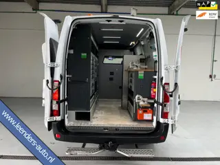 Renault Master Servicewagen T35 2.3 dCi 145pk euro6 L2H2 BOTT Inrichting, Victron omvormer, Standkac