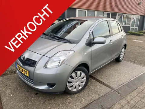 Toyota Yaris 1.3 VVTi Sol MMT VERKOCHT | 5 Deurs HB | Automaat | Airco | Centrale vergrendeling | Al