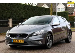 Volvo V40 1.6 D2 R-Design | NAVI | CLIMA | CRUISE | STOELVERWARMING |TREKHAAK | MOOIE AUTO |