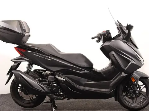 Honda FORZA 350 ABS (bj 2023)