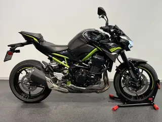 Kawasaki Z900 (70kw) (bj 2020)