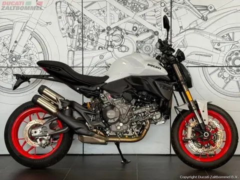 Ducati MONSTER (bj 2026)