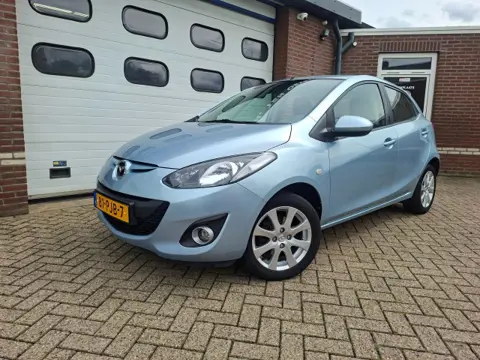 MAZDA 2 1.5 GT-L automaat/airco/stoel verwarming/trekhaak