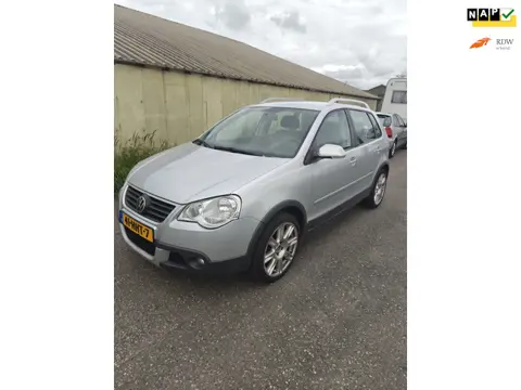 Volkswagen Polo 1.6-16V Cross