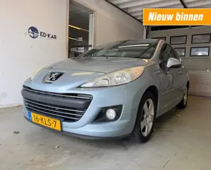 PEUGEOT 207 01.6 VTi PremiÃ¨re CLIMA LEER NAVI TREKHAAK NAP APK