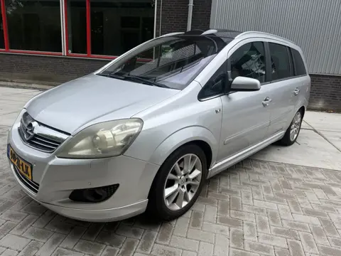 Opel Zafira 2.2 Cosmo 7PERSOONS PANO NAVI