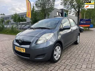 Toyota Yaris 1.3 VVTi Aspiration - Airco - 5 Deurs - Nette staat