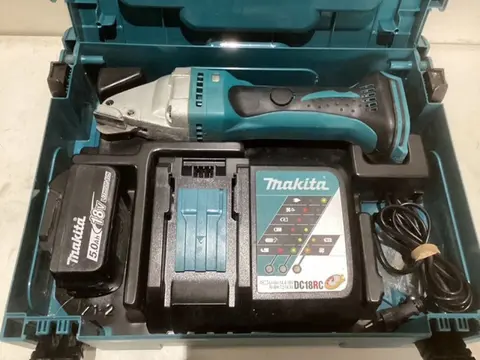 Gebruikte plaatschaar op accu Makita DJS161