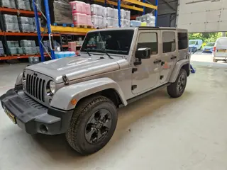 Jeep Wrangler 2.8 CRD Black Edition II GRIJZE KENTEKEN