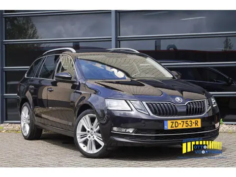 Skoda Octavia Combi 1.0 TSI Automaat Style Trekhaak|Xenon|Zuinig|Carplay