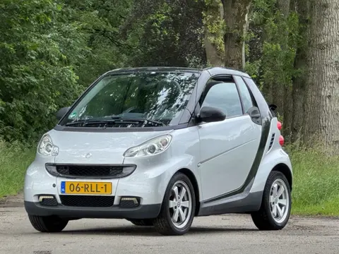 Smart Fortwo cabrio 1.0 mhd Pure goed onderhouden mooie auto
