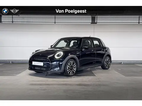 Mini 5-deurs Cooper Camden Edition