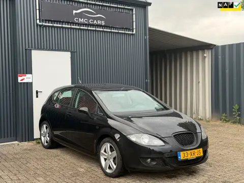 Seat Leon 1.8 TFSI Sport-up LEER//WEINIGKMS//NAP