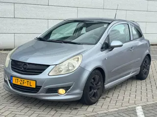 Opel Corsa 1.4-16V Enjoy NAP/AIRCO/CRUISE