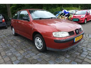 Seat Ibiza 1.4 Stella nw apk 4-6-2027 rijd goed