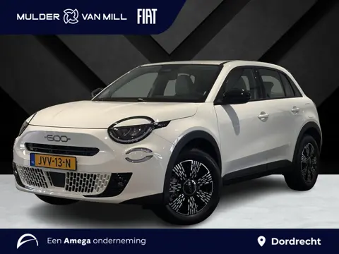 Fiat 600 Urban 1.2 Hybrid 145pk e-DCS6 | 8 JAAR GARANTIE! | APPLE CARPLAY / ANDROID AUTO | CLIMA | P