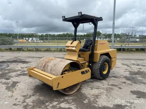 Dynapac CA121D (bj 2003)