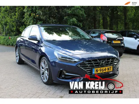Hyundai I30 1.5 T-GDi MHEV Premium Sky Fastback, Full Options