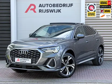 Audi Q3 Sportback 45 TFSI e S Edition Pano/Keyless/Camera