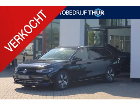 Volkswagen Passat Variant 1.5 eHybrid Business trekhaak head up! winterpakket stoel en stuurwiel ver