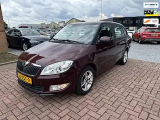 Skoda Fabia Combi 1.2 TSI Ambition Busnessline, Trekhaak, Navi, Climatronic, PDC, Cruise,
