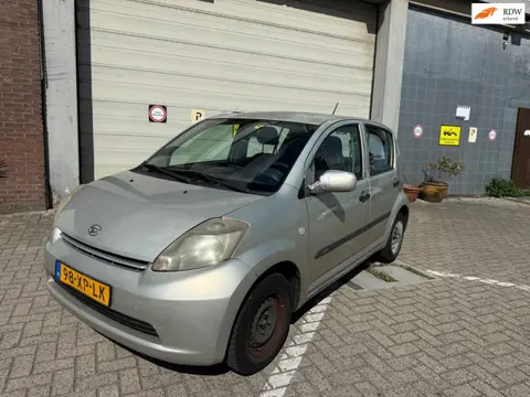 Daihatsu Sirion 2 1.0-12V Trend