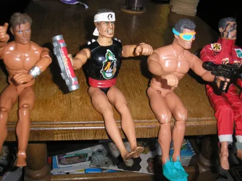 ACTION MAN - poppen - kleren - diverse onderdelen