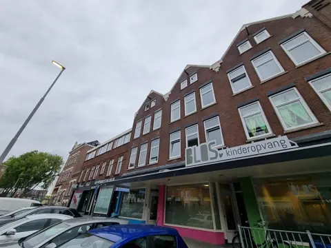 Woning aan de Hilledijk te Rotterdam