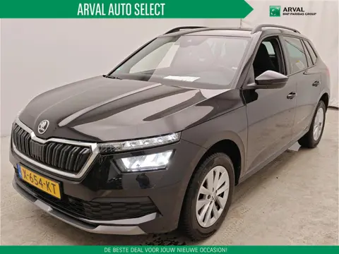 Skoda Kamiq 1.0 TSI 110pk Sport Business | Navi via Apple CarPlay / Android | 16" Velgen | Parkeerse